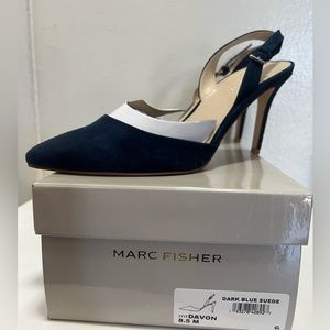 NIB Marc Fisher Davon dark blue/navy suede pumps